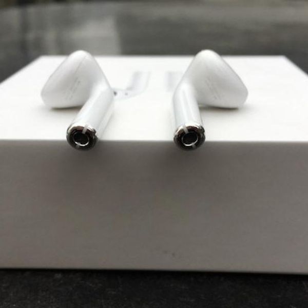 Для iPhone 7 Bluetooth беспроводных наушников близнецы наушников с зарядным устройством 
Для iPhone 7 Bluetooth беспроводных наушников близнецы наушников с зарядным устройством