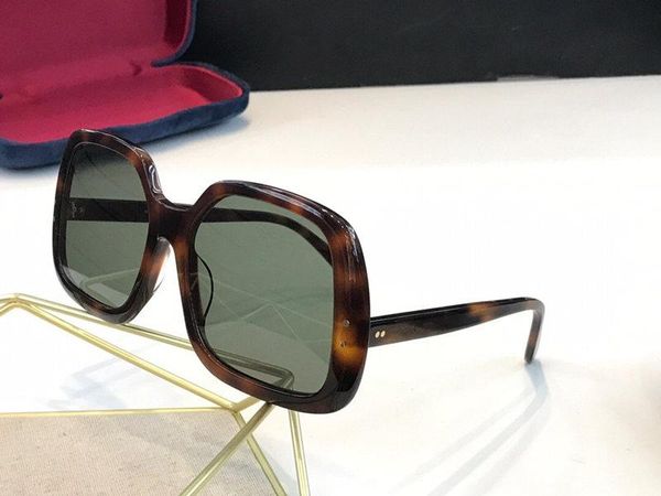new 0625 sunglasses for women special uv protection women designer vintage big square frame come with package 0625s, White;black
new 0625 sunglasses for women special uv protection women designer vintage big square frame come with package 0625s, White;black