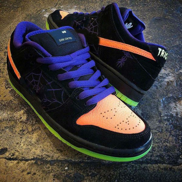 new sb dunk low night of mischief black orange court purple volt halloween running shoes sports designer sneakers
new sb dunk low night of mischief black orange court purple volt halloween running shoes sports designer sneakers