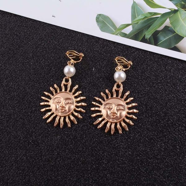 jionew bohemian style simulated pearl sun clip on earrings without piercing for girls party needn't ear hole jewelry, Silver
jionew bohemian style simulated pearl sun clip on earrings without piercing for girls party needn't ear hole jewelry, Silver