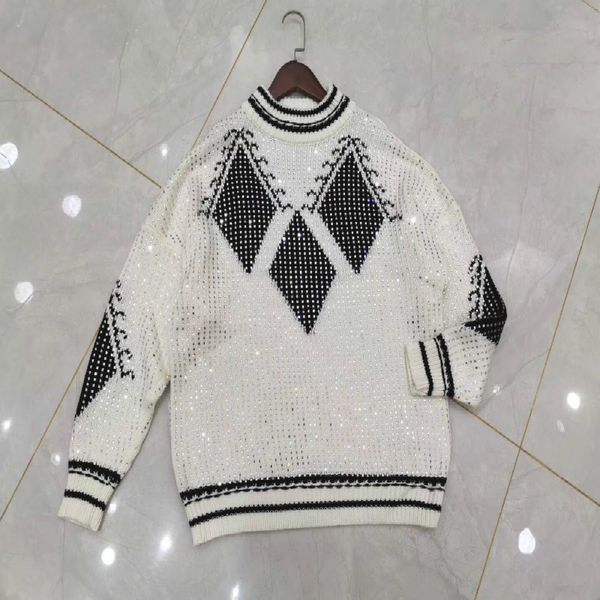 women's luxury runway design fashion o-neck long sleeve black white color block knitted rhinestone patched sweater jumper, White;black
women's luxury runway design fashion o-neck long sleeve black white color block knitted rhinestone patched sweater jumper, White;black