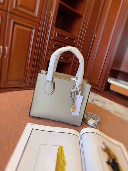 antigona mini tote bag famous shoulder bags real leather handbags fashion crossbody bag female business lapbags 2019 brands bag 22cm
antigona mini tote bag famous shoulder bags real leather handbags fashion crossbody bag female business lapbags 2019 brands bag 22cm