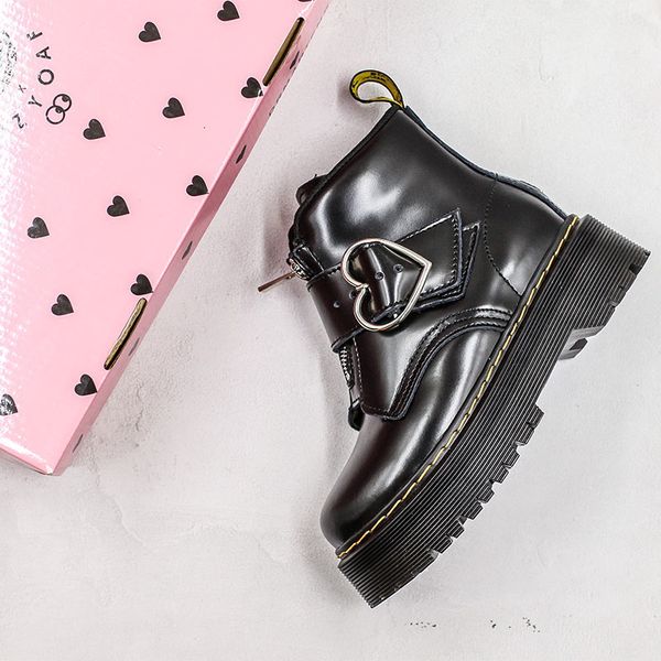 2019 genuine leather boots dr. martenss x lazy oaf fashion designer luxury for women girl brand boot casual sneakers 36-40
2019 genuine leather boots dr. martenss x lazy oaf fashion designer luxury for women girl brand boot casual sneakers 36-40