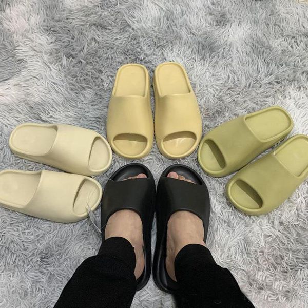 kanye sandals designer shoes foam triple black white red bone resin desert sand earth brown men women slipper pantoufle sneakers platform
kanye sandals designer shoes foam triple black white red bone resin desert sand earth brown men women slipper pantoufle sneakers platform