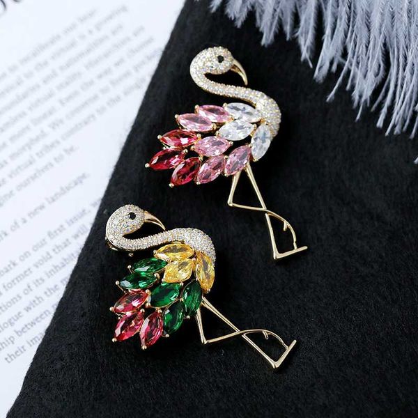 2020 new arrival flamingo brooches pins fashion cubic zirconia animals bird jewelry brooch for women men banquet gift, Gray
2020 new arrival flamingo brooches pins fashion cubic zirconia animals bird jewelry brooch for women men banquet gift, Gray