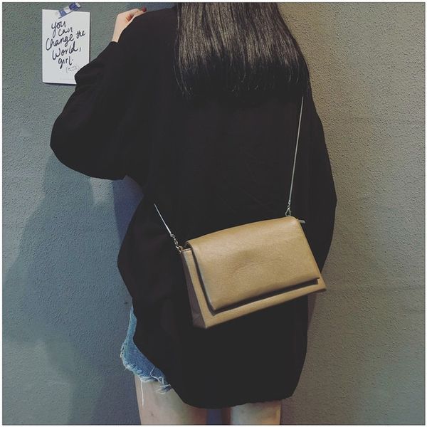 2020 new women's crossbody bag korean version of the wild and simple and simple ladies chain small square bag
2020 new women's crossbody bag korean version of the wild and simple and simple ladies chain small square bag