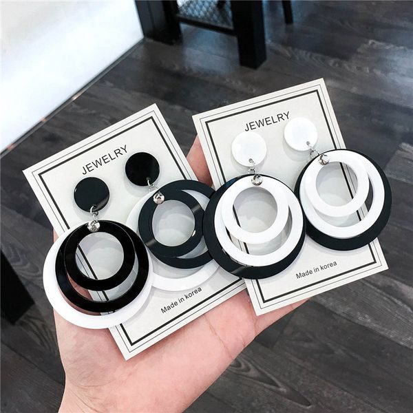 multi circles exaggerated acrylic geometric pendant stud earrings for women girls fashion luxury designer silver post, Golden;silver
multi circles exaggerated acrylic geometric pendant stud earrings for women girls fashion luxury designer silver post, Golden;silver