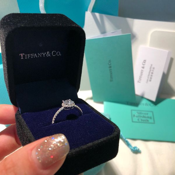 luxury designer jewelry women 925 sterling silver rings engagement ring bague dame tif brand diamond anello original box
luxury designer jewelry women 925 sterling silver rings engagement ring bague dame tif brand diamond anello original box
