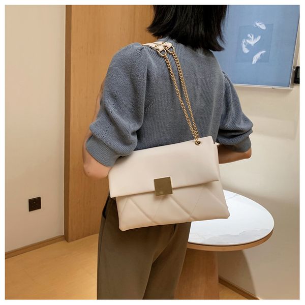 women rhombus leather chain handbags bucket shoulder bags small casual pu purse light wild female daily messenger bag
women rhombus leather chain handbags bucket shoulder bags small casual pu purse light wild female daily messenger bag