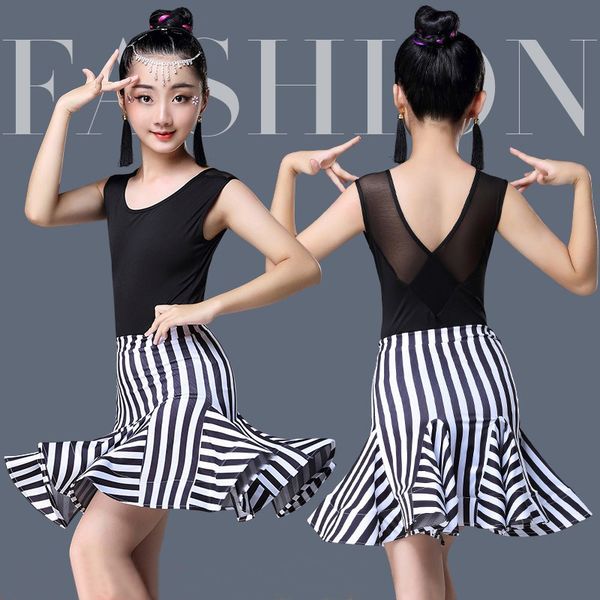 stage wear 2pcs girl latin dance dress for children skirt sets sleeveless performance stripe competition standard kids costumes, Black;red
stage wear 2pcs girl latin dance dress for children skirt sets sleeveless performance stripe competition standard kids costumes, Black;red