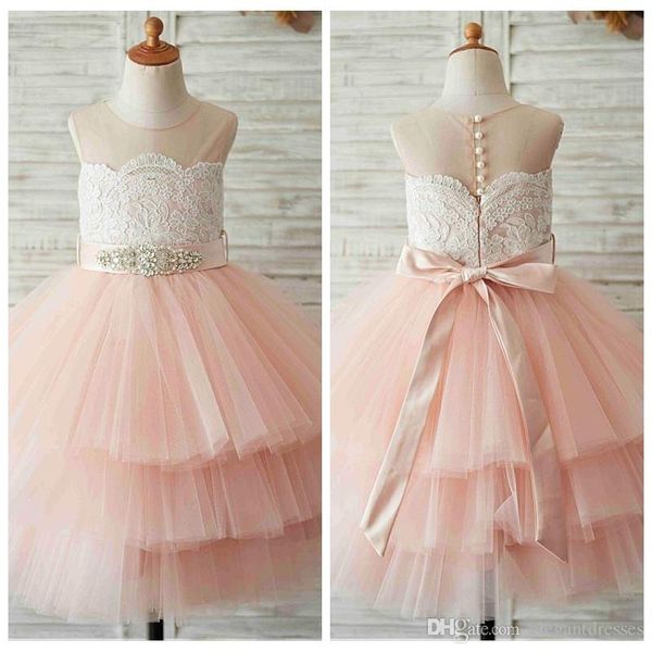 flower girls dresses tiered lace appliques formal kids birthday party gowns crystal beaded ribbon communion gowns, White;blue
flower girls dresses tiered lace appliques formal kids birthday party gowns crystal beaded ribbon communion gowns, White;blue