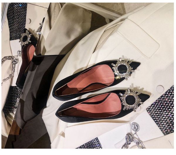 casual designer lady fashion black satin leather crystal strass point toe high heels shoes party shoes wedding shoes
casual designer lady fashion black satin leather crystal strass point toe high heels shoes party shoes wedding shoes