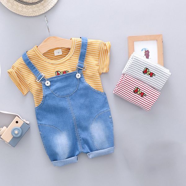 2pcs / set младенец лето мальчики с коротким рукавом нашивка печати топы футболки + ремень короткой pant повседневных нижним sets, White
2pcs / set младенец лето мальчики с коротким рукавом нашивка печати топы футболки + ремень короткой pant повседневных нижним sets, White