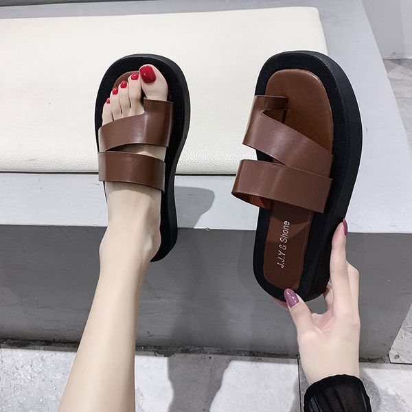 slippers fashion women chunky platform beach casual shoes woman black flip flops designers wedges outside pu leather slides 2021
slippers fashion women chunky platform beach casual shoes woman black flip flops designers wedges outside pu leather slides 2021