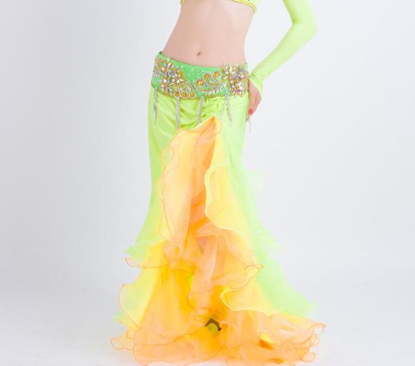 2020 new women performance belly dancing clothing long maxi skirts pacthwork female oriental belly dance skirt professional, Black;red
2020 new women performance belly dancing clothing long maxi skirts pacthwork female oriental belly dance skirt professional, Black;red