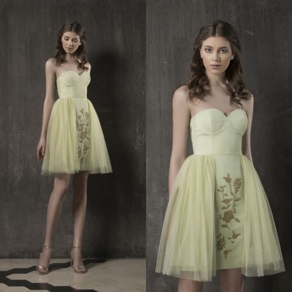 elegant light yellow short prom dress strapless knee length party dresses lace applique party evening gown, Black
elegant light yellow short prom dress strapless knee length party dresses lace applique party evening gown, Black