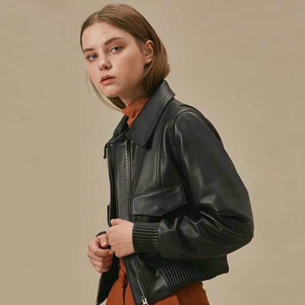 2019 new genuine leather jackets autumn high fashion street brand style women real leather short motorcycle jacket outerwear quality, Black
2019 new genuine leather jackets autumn high fashion street brand style women real leather short motorcycle jacket outerwear quality, Black