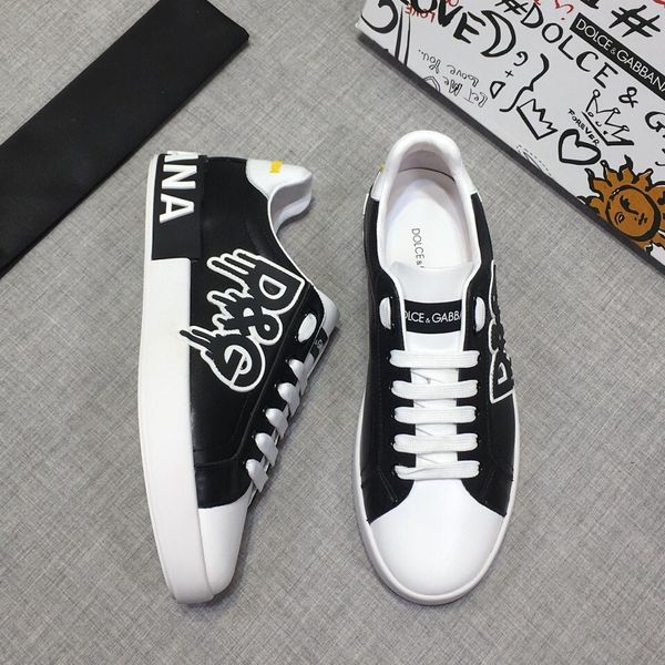 fast delivery new men's luxury sports casual shoes fashion brand autumn and winter design classic vintage pattern non-slip flat bottom, Black
fast delivery new men's luxury sports casual shoes fashion brand autumn and winter design classic vintage pattern non-slip flat bottom, Black