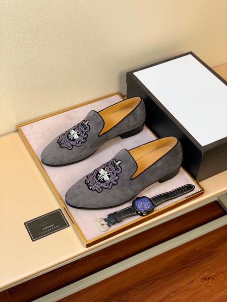 новый роскошный дизайн серии кожаная подошва обувь hy004555 бизнес кожа shoestrend повседневная обувь размер 38-44, Blue;gray
новый роскошный дизайн серии кожаная подошва обувь hy004555 бизнес кожа shoestrend повседневная обувь размер 38-44, Blue;gray