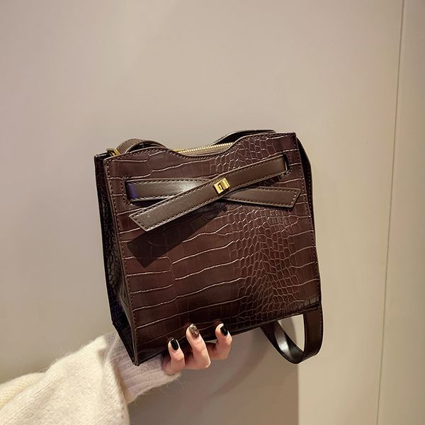 women small pu leather shoulder bag crocodile crossbody bags for women new fashion female handbags messenger bags
women small pu leather shoulder bag crocodile crossbody bags for women new fashion female handbags messenger bags
