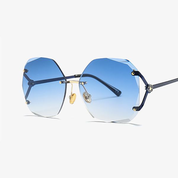 hoku new irregular sunglasses women large frame diamond cut-side eyewear brand designer ladies retro luxury gradient sun glass, White;black
hoku new irregular sunglasses women large frame diamond cut-side eyewear brand designer ladies retro luxury gradient sun glass, White;black