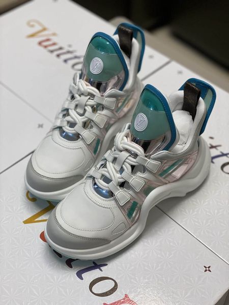 delivery and purchasing of new spring 2020 women's casual shoes, green fashion women's shoes, luxury slope heel sneakers, high qua, Black