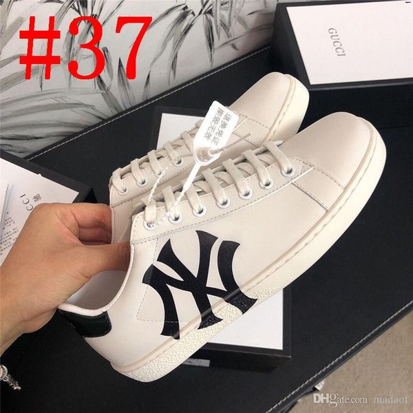 18ss flashtrek sneaker with removable crystals mens luxury designers shoes casual fashion luxury designers women shoes sneakers cq0, Black
18ss flashtrek sneaker with removable crystals mens luxury designers shoes casual fashion luxury designers women shoes sneakers cq0, Black