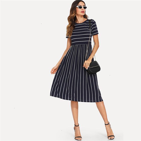 navy elegant round neck short sleeve mixed stripe natural waist smock dress summer women weekend casual dresses, Black;gray
navy elegant round neck short sleeve mixed stripe natural waist smock dress summer women weekend casual dresses, Black;gray