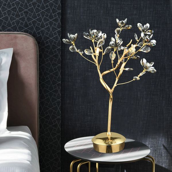 postmodern crystal table lamps villa classical bedroom living room vertical lamp nordic led desk light luxury net red led lighting fixture
postmodern crystal table lamps villa classical bedroom living room vertical lamp nordic led desk light luxury net red led lighting fixture