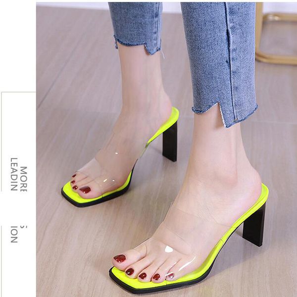 2020 chunky flip flops slides women high heels mules summer sandals block low heels slippers transparent flip flops ljb148, Black
2020 chunky flip flops slides women high heels mules summer sandals block low heels slippers transparent flip flops ljb148, Black