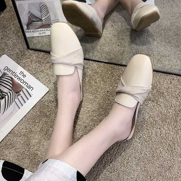 slippers women summer cover toe flat shoes female low mules luxury slides pantofle loafers designer 2020 rome rubber basic, Black
slippers women summer cover toe flat shoes female low mules luxury slides pantofle loafers designer 2020 rome rubber basic, Black