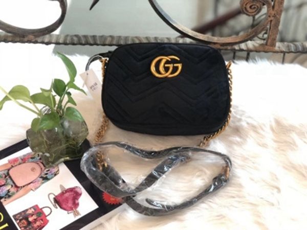 2019 new designer women's handbags wallet handbag women crossbody bag vintage shoulder bags velvet chain camera bag
2019 new designer women's handbags wallet handbag women crossbody bag vintage shoulder bags velvet chain camera bag