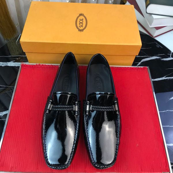men genuine leather bowknot business slip-on shoes luxury designer casual and business comfortable breathable size 38-45, Red;white
men genuine leather bowknot business slip-on shoes luxury designer casual and business comfortable breathable size 38-45, Red;white