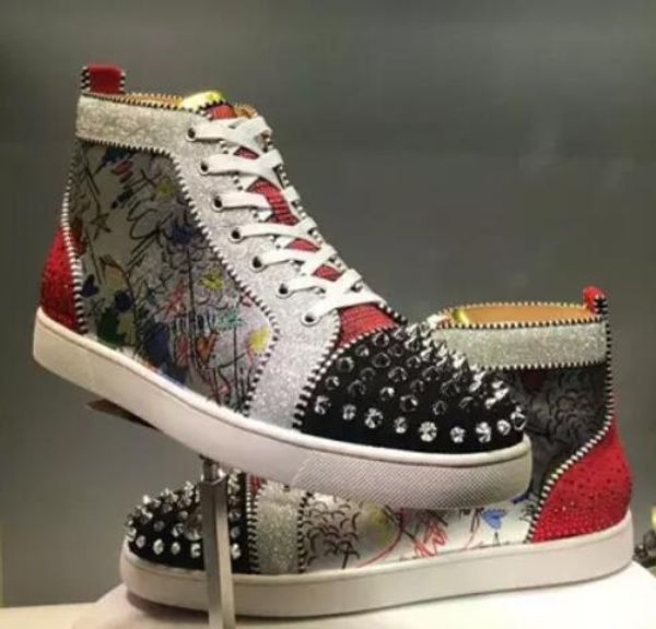 2020 high red bottom spikes sneakers men casual shoes luxury print silver sequin sliver pik no limit rare studs and rhinestones graffiti, Black
2020 high red bottom spikes sneakers men casual shoes luxury print silver sequin sliver pik no limit rare studs and rhinestones graffiti, Black