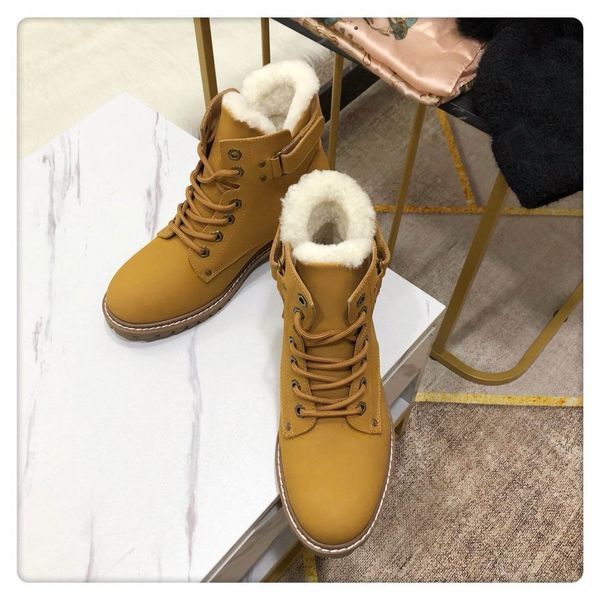 the latest fashion martin boots, anti-skid boots, snow boots, outdoor sports shoes,designer shoes,motorcycle boots,female boots,outdoor shoe, Black
the latest fashion martin boots, anti-skid boots, snow boots, outdoor sports shoes,designer shoes,motorcycle boots,female boots,outdoor shoe, Black