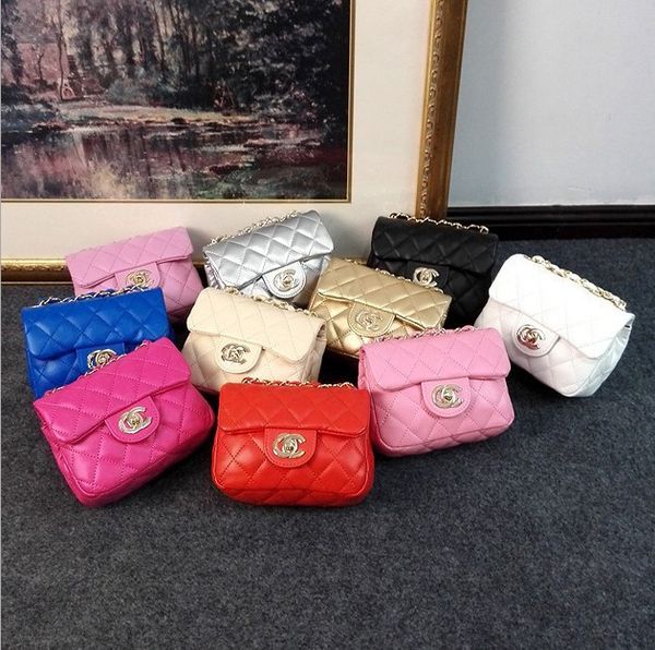 Kid handbag daughter matching bag chilcren cla ic chain houlder bag baby girl prince pur e me enger bag, White
Kid handbag daughter matching bag chilcren cla ic chain houlder bag baby girl prince pur e me enger bag, White