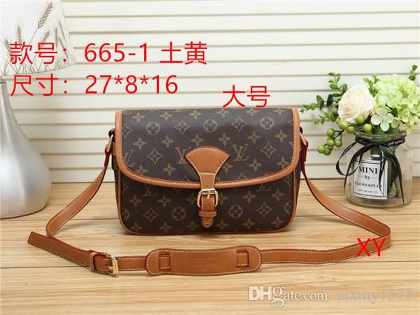 2019Classic fashion famous brand women casual tote bag PU handbags Shoulder Tote Bagspurse Free shipping54
2019Classic fashion famous brand women casual tote bag PU handbags Shoulder Tote Bagspurse Free shipping54