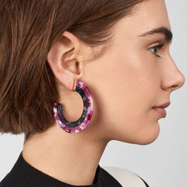 aomu exaggeration geometric c-shaped acetate acrylic two-tone pattern big hoop earrings for women girl party gift jewelry bijoux, Golden;silver
aomu exaggeration geometric c-shaped acetate acrylic two-tone pattern big hoop earrings for women girl party gift jewelry bijoux, Golden;silver