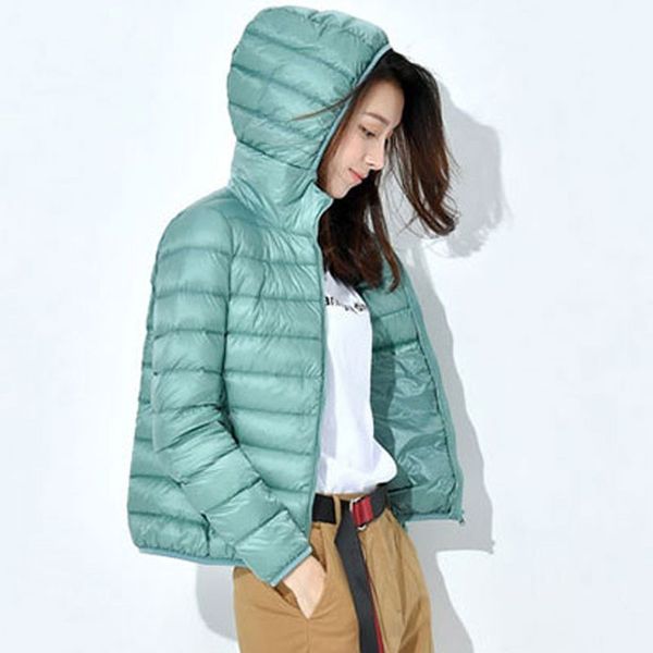 2019 new winter hooded short down jacket female white duck feather simple fashion light and thin coat women plus size hj156, Black
2019 new winter hooded short down jacket female white duck feather simple fashion light and thin coat women plus size hj156, Black