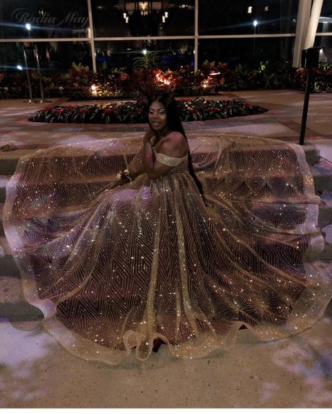 sparkly gold sequins black girls plus size prom dresses 2019 elegant off the shoulder burgundy african princess graduation dress, White;black
sparkly gold sequins black girls plus size prom dresses 2019 elegant off the shoulder burgundy african princess graduation dress, White;black