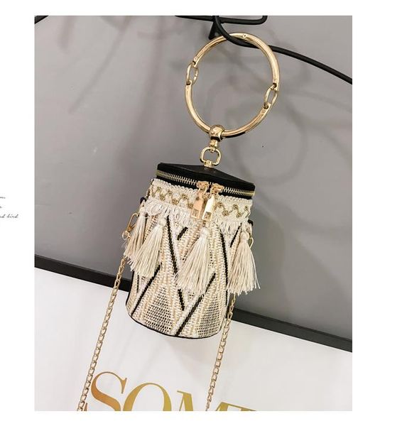 Chain National Wind Ring Shoulder Bag Straw Woven Cylinder Small Bag Small Fairy Tassel Bucket Bag Best Selling
Chain National Wind Ring Shoulder Bag Straw Woven Cylinder Small Bag Small Fairy Tassel Bucket Bag Best Selling