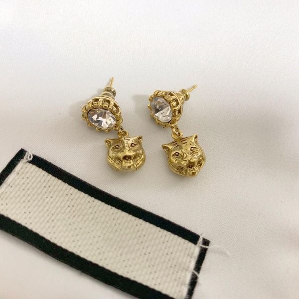 new leopard head single diamond retro wild designer earrings luxury designer jewelry women earrings, Golden
new leopard head single diamond retro wild designer earrings luxury designer jewelry women earrings, Golden