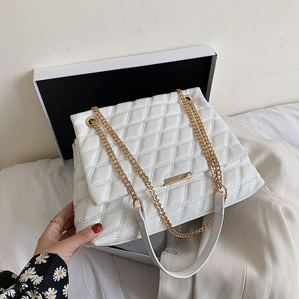 high capacity pu leather crossbody bags for women 2020 elegant chain shoulder handbags female travel totes lady fashion hand bag
high capacity pu leather crossbody bags for women 2020 elegant chain shoulder handbags female travel totes lady fashion hand bag