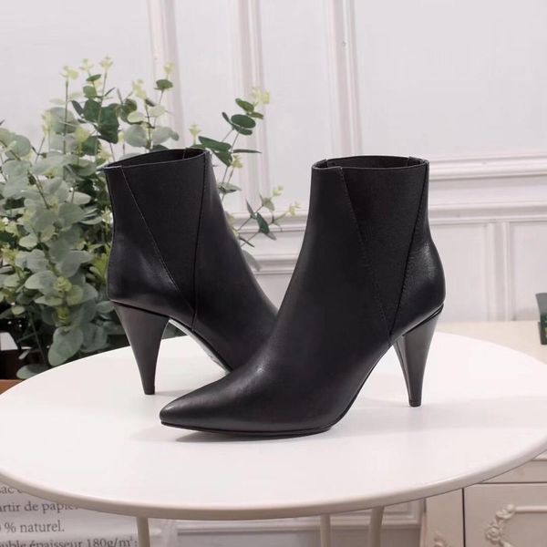 new arrival 2019 autumn and winter women boots genuine leather high heel zips pointed toe short boots big size 35-42, Black
new arrival 2019 autumn and winter women boots genuine leather high heel zips pointed toe short boots big size 35-42, Black