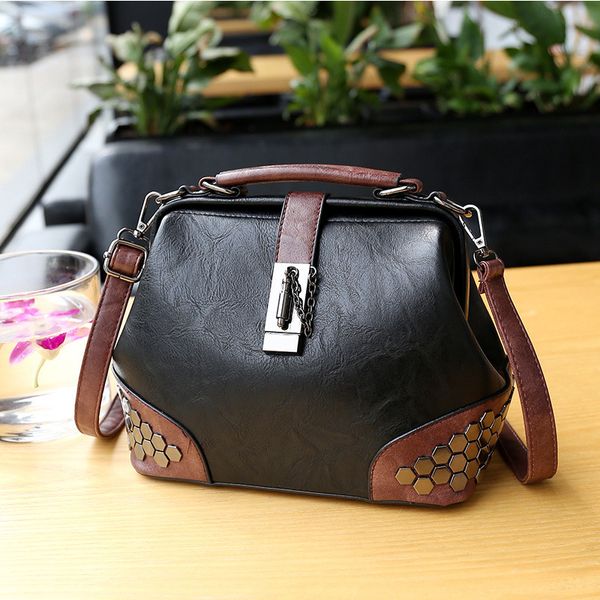 women handbag small leather women shoulder bag bag female crossbody handbag lock chain rivets girls vintage bags
women handbag small leather women shoulder bag bag female crossbody handbag lock chain rivets girls vintage bags
