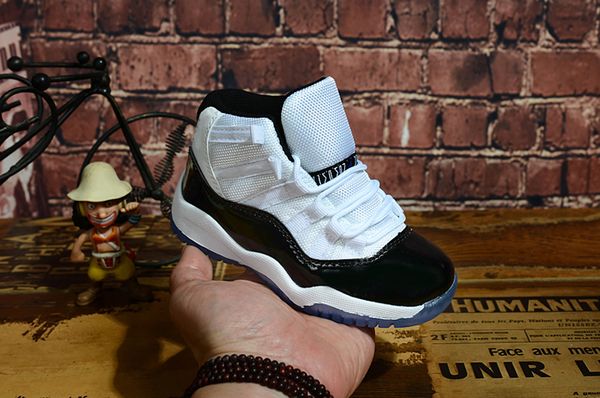 kids 11 11s space jam bred concord metallic silver basketball shoes children boy girls gym red white pink sneakers size28-35, Black
kids 11 11s space jam bred concord metallic silver basketball shoes children boy girls gym red white pink sneakers size28-35, Black