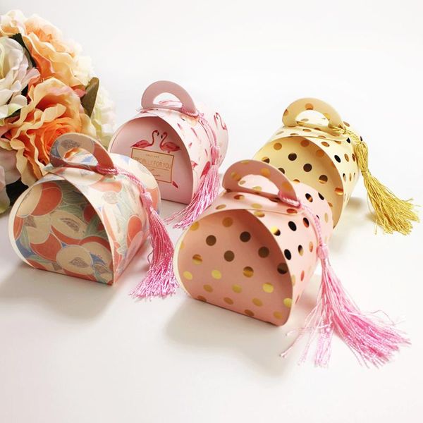 10pcs/lot flamingo polka dot candy box wedding favors gifts box paper candy boxes chocolate bags baby shown party supplies
10pcs/lot flamingo polka dot candy box wedding favors gifts box paper candy boxes chocolate bags baby shown party supplies