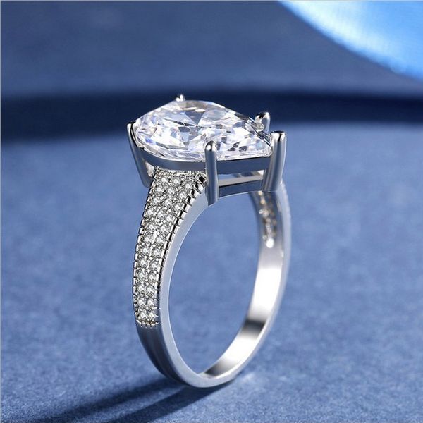 wholesale- water drop cz diamond ring with box luxury designer jewelry silver plated ladies ring valentine's day gift, Slivery;golden
wholesale- water drop cz diamond ring with box luxury designer jewelry silver plated ladies ring valentine's day gift, Slivery;golden