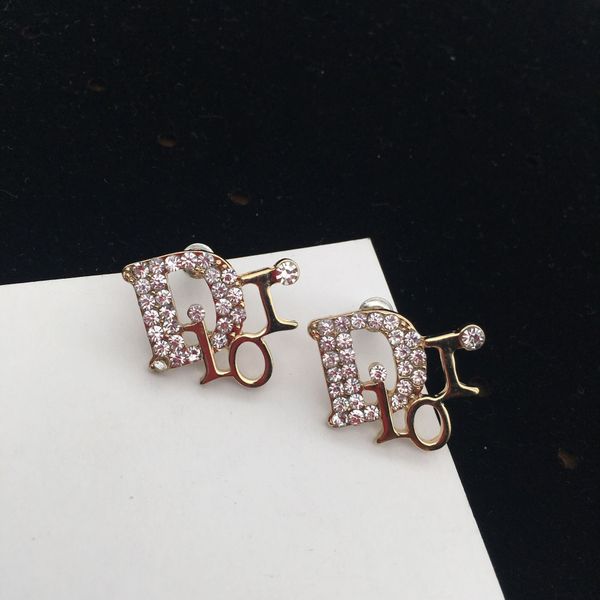 Модные Женские Заколки для Волос Популярный Дизайнер CZ Письмо Заколки для Волос для Девочек Женщин для Партии Свадьбы Хороший Подарок
Модные Женские Заколки для Волос Популярный Дизайнер CZ Письмо Заколки для Волос для Девочек Женщин для Партии Свадьбы Хороший Подарок