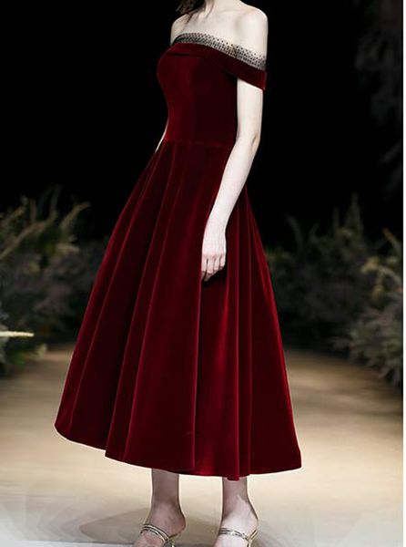 2020 elegant prom dresses with pockets velvet evening gowns strapless lace-up back sheer with sequins beads party dress, Black
2020 elegant prom dresses with pockets velvet evening gowns strapless lace-up back sheer with sequins beads party dress, Black